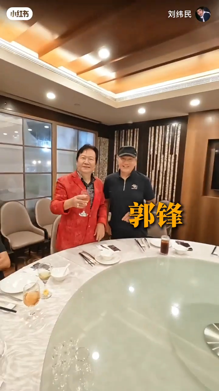 郭鋒(右)與黃允財(左)兩位資深演員難得同場。