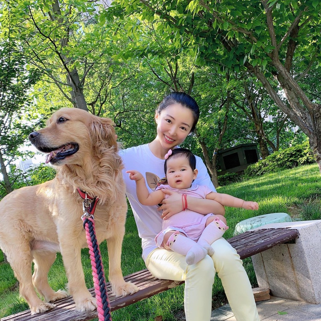 馬賽婚後逐漸淡出幕前演出，專心照顧家庭及女兒。