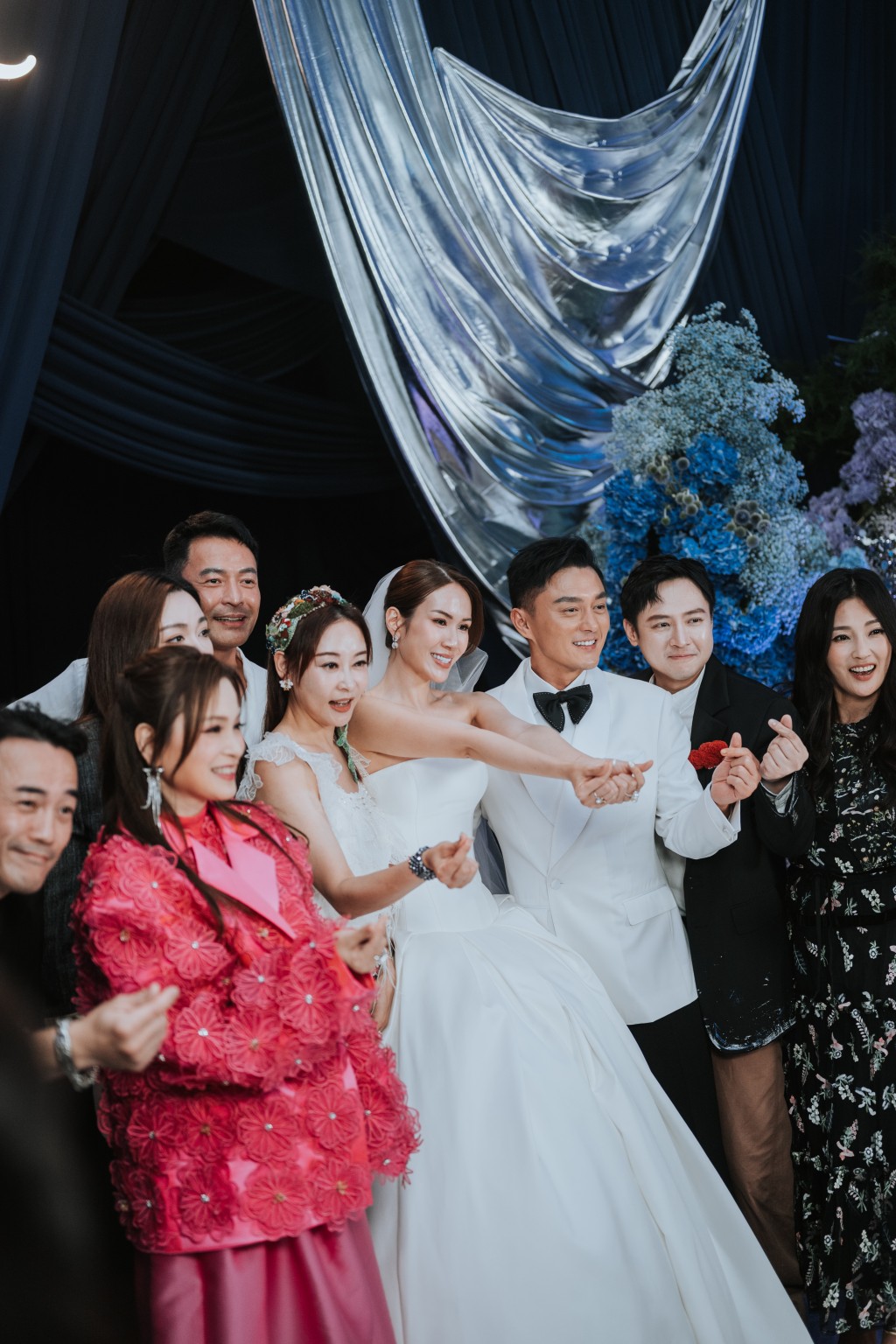 楊明與莊思明完成了童話式的婚禮。