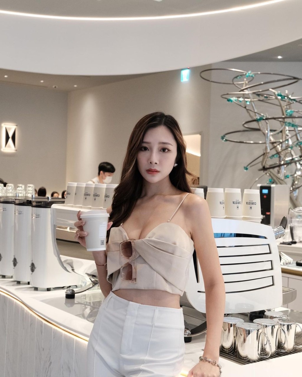 梁允瑜在夏天喜歡穿著背心。