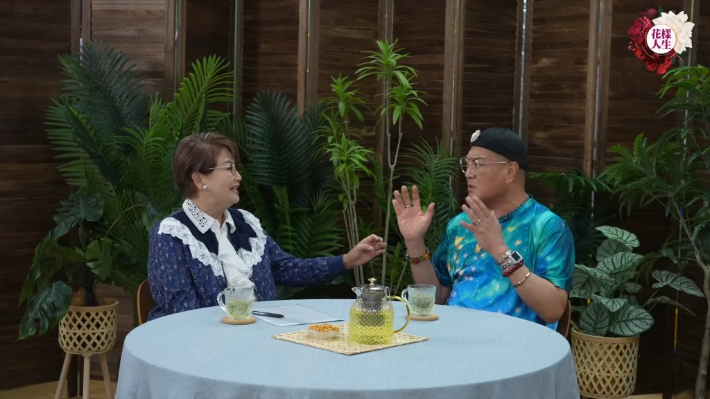 魯振順憶述當時已安排好一切:「我們所有事情都安排下來,本來打算去主題樂園擺酒,但因為費用太昂貴,唯有轉移到另一個地方。」