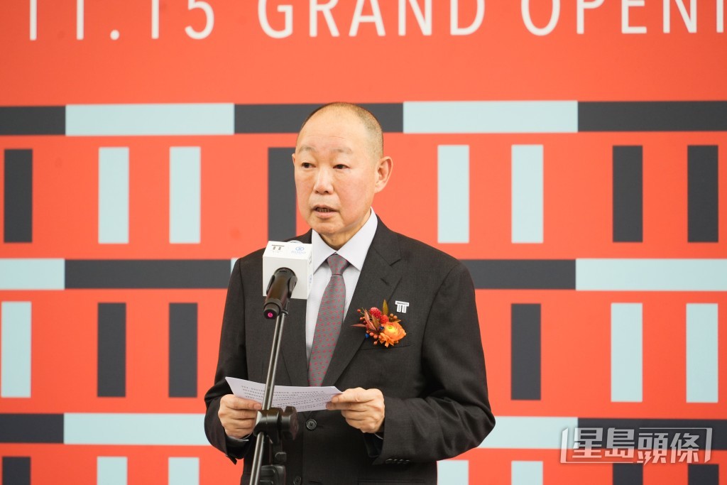 劉鑾鴻身家逾百億港元。