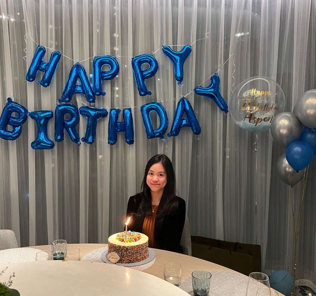 劉秀盈現年23歲。