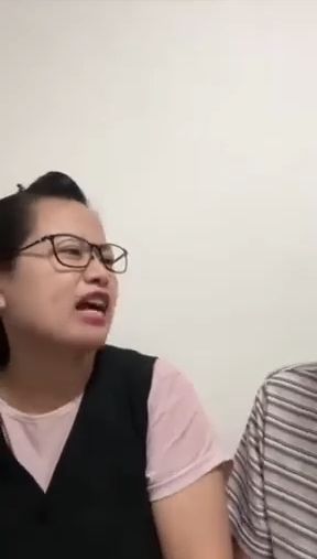 何太目露凶光,破口大罵何伯。