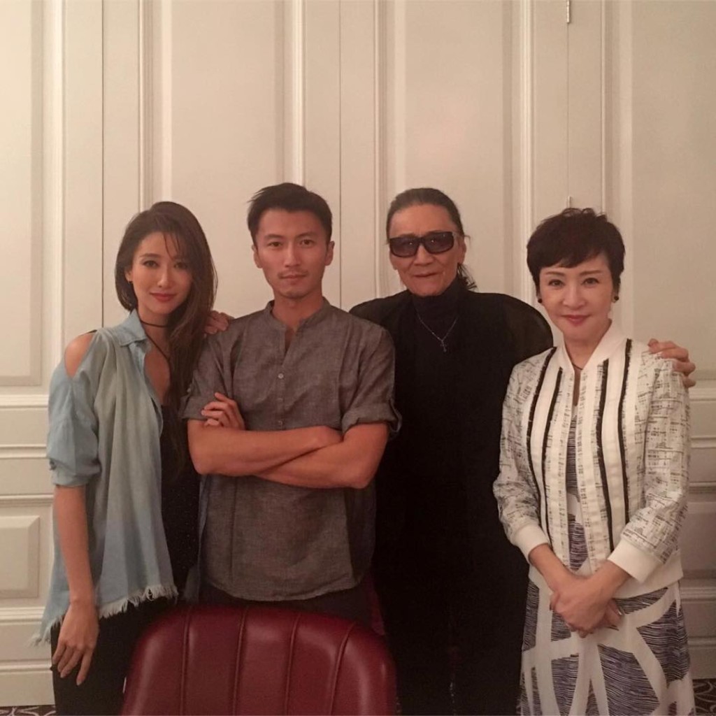 謝霆鋒與胞妹謝婷婷已長大成人,並各自成為父母。