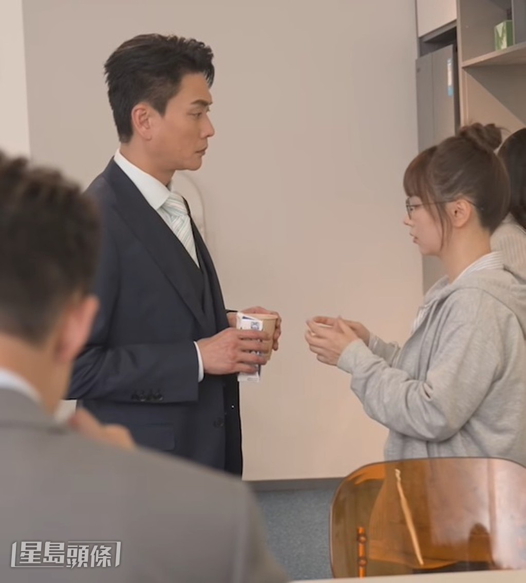 Vivian大讚因合作《新聞女王2》而結緣的Bosco可愛又搞笑。