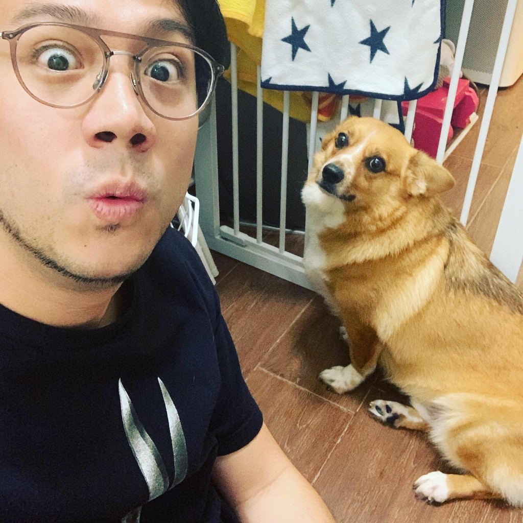 張致恒與愛犬自拍,強調狗狗是婚前已養的家人。