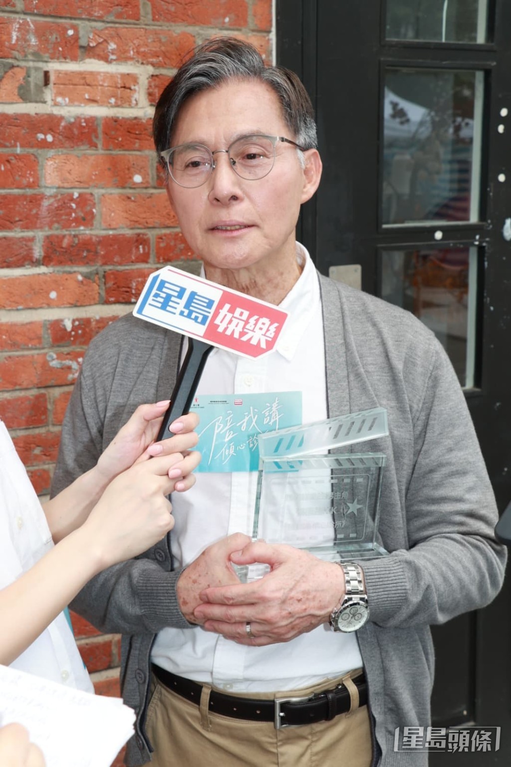 KK感慨50年演藝生涯中，經歷了許多高山與低谷。