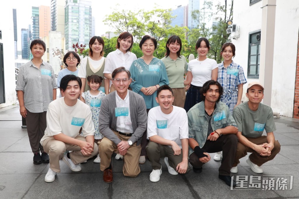 林熙彤與多位好戲之人一同參與港台劇集《陪我講一傾心診所》的演出。