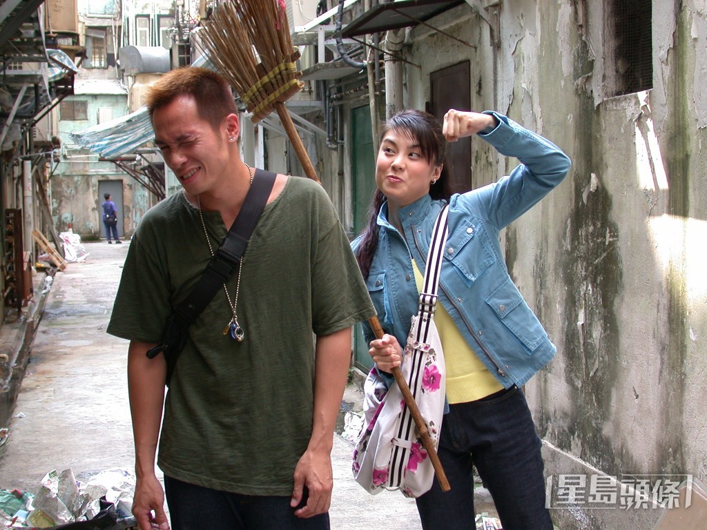 廖碧兒後來因拍攝《心花放》而與陳豪相戀。