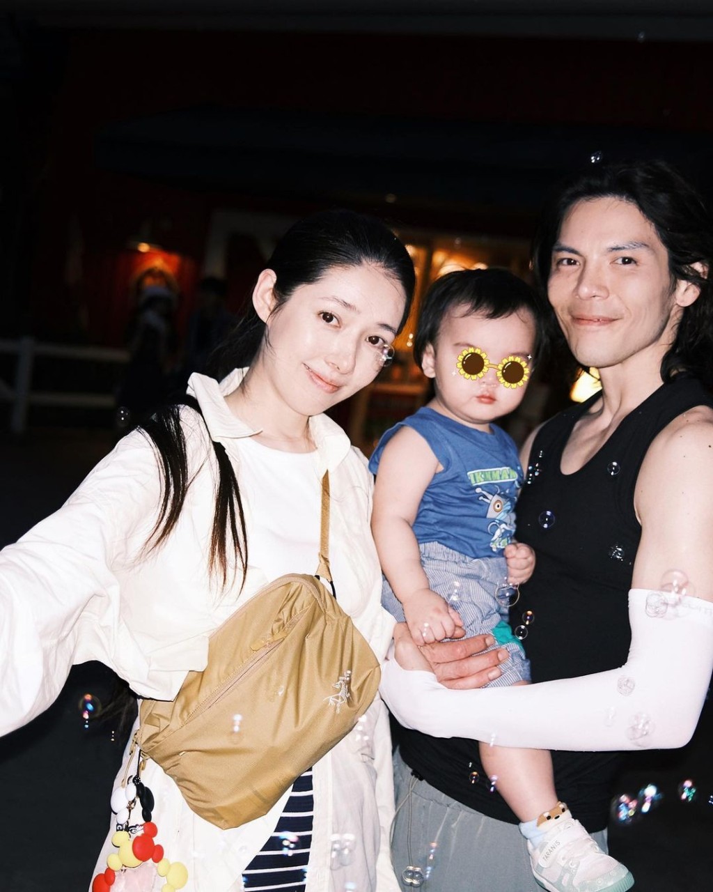 向佐與郭碧婷婚後生活美滿。
