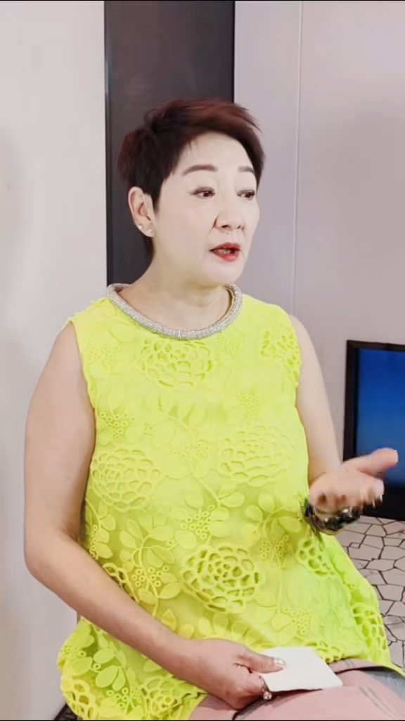 雪梨間接回應，指徐少強並非對子女和她不聞不問。