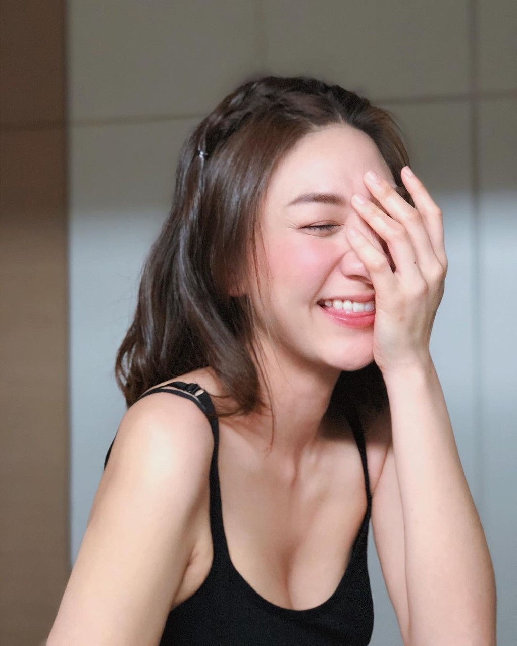 徐頴堃身材出眾。