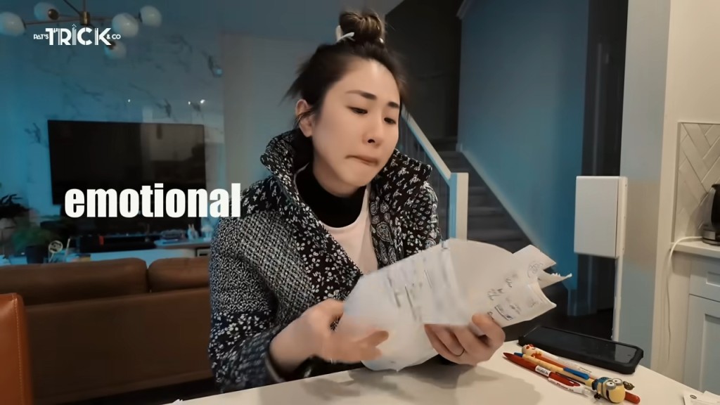 在鄧健泓之後，輪到太太石詠莉面對公民試，她坦言壓力巨大。