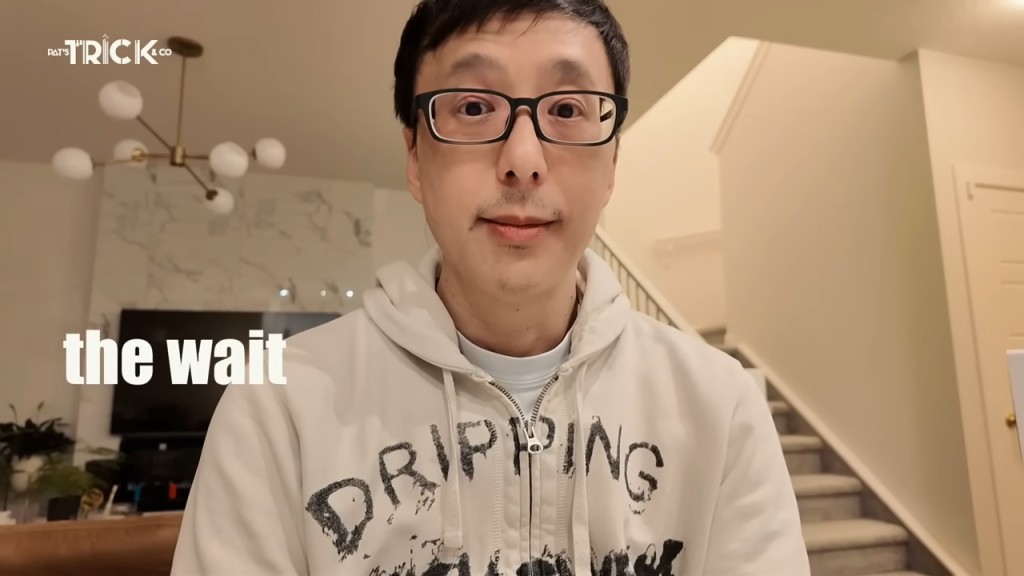 鄧健泓在影片中透露，太太石詠莉為應付公民試，已努力溫習了十多天。