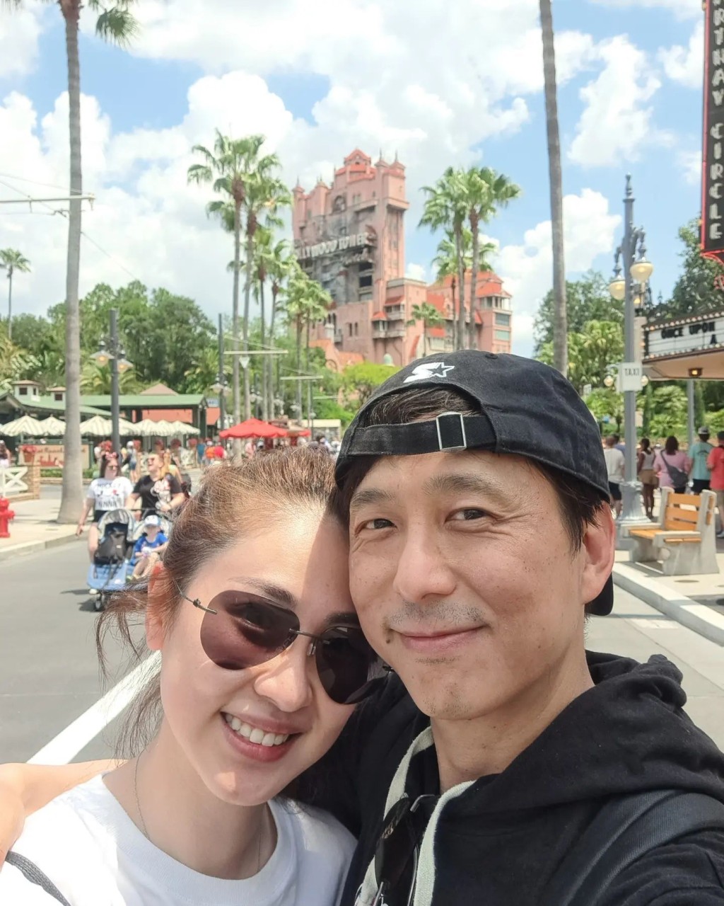 鄧健泓夫婦不時在Instagram分享移民後的生活。