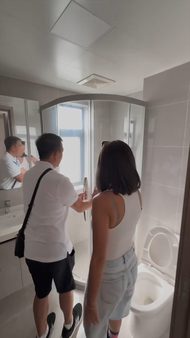 主人套房的浴室設備完善。