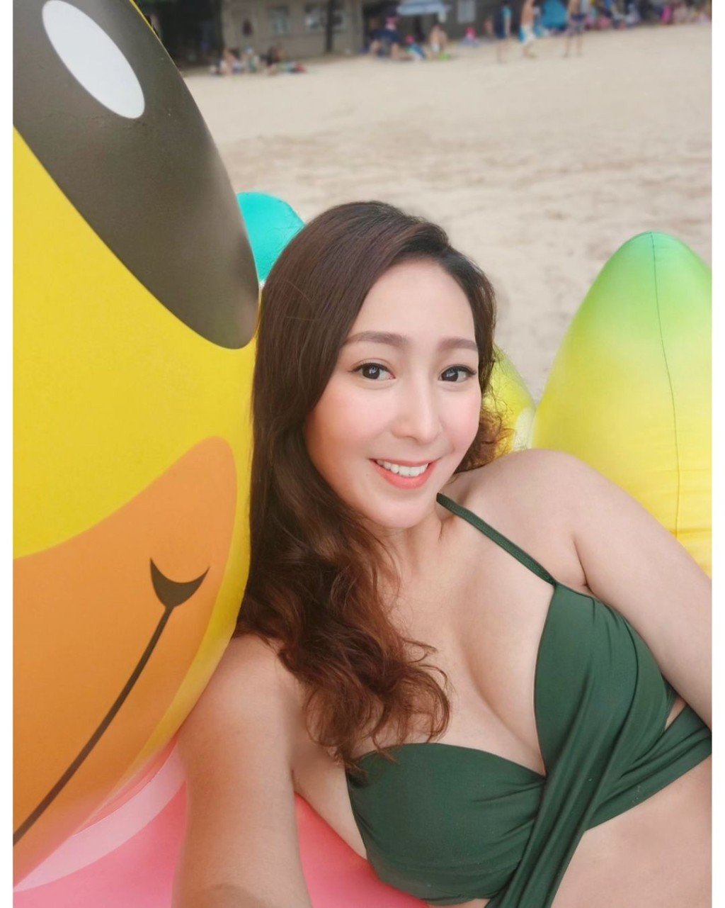 吳嘉儀的拍攝角度，令上圍看起來更豐滿。