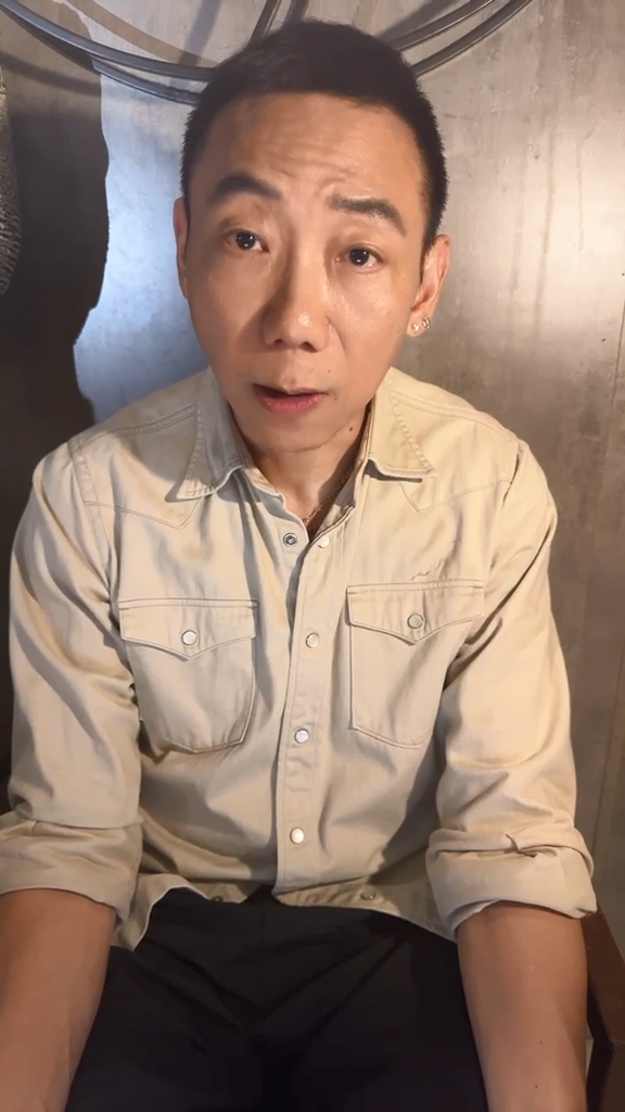 余毓興會整理張柏芝和周靜儀的證詞及案件文件。