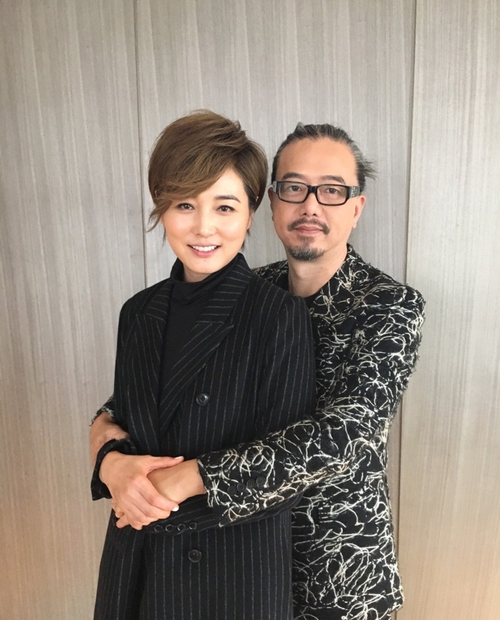 張延的丈夫是藝人張錦程。