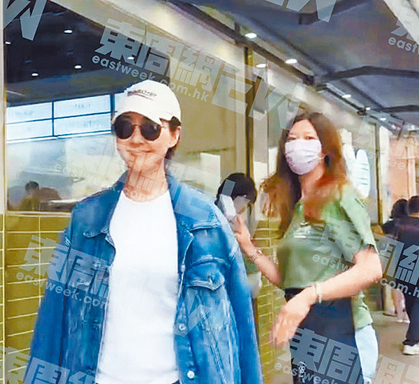 《東周刊》獨家捕獲到定欣孖老公拍拖入元朗歎馳名茶記。