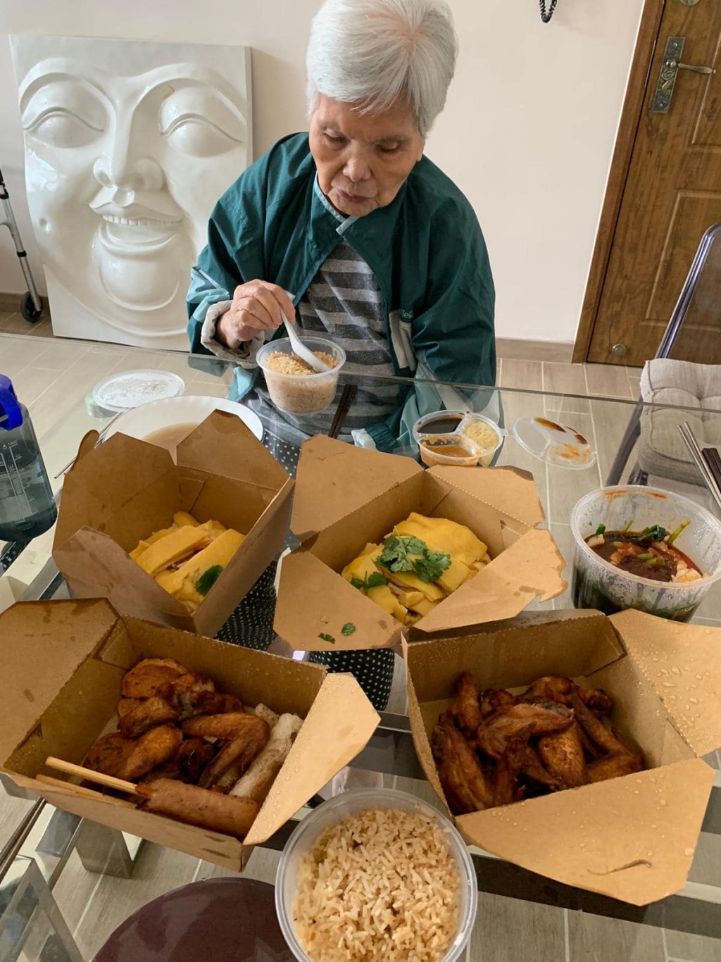 周國豐的媽媽試過不認得兒子。