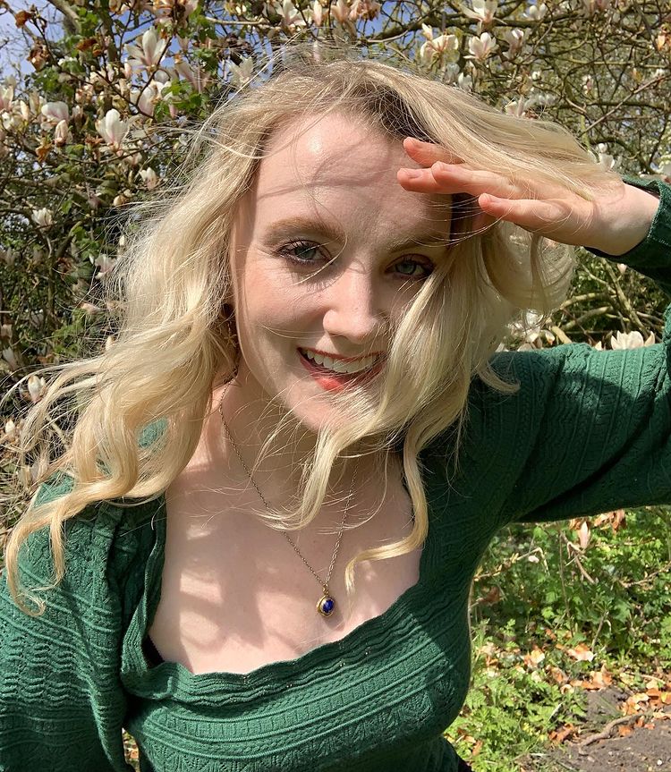 Evanna Lynch已步入人生新階段,成為人妻。