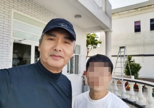 有網民曾分享到周潤發豪宅工作的照片。