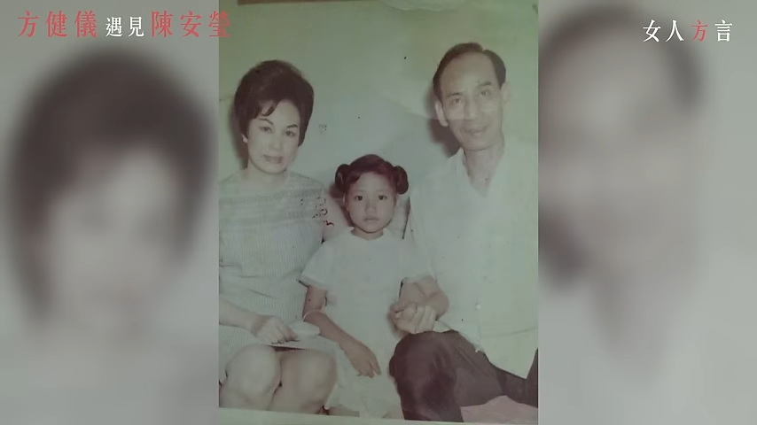 她小時候已經在片場成長。