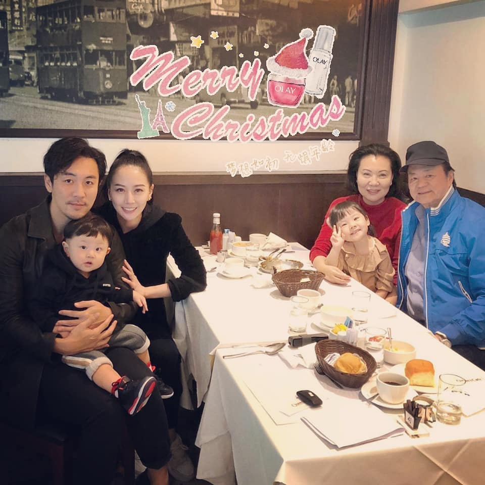 譚俊彥享受三代同堂的幸福生活。