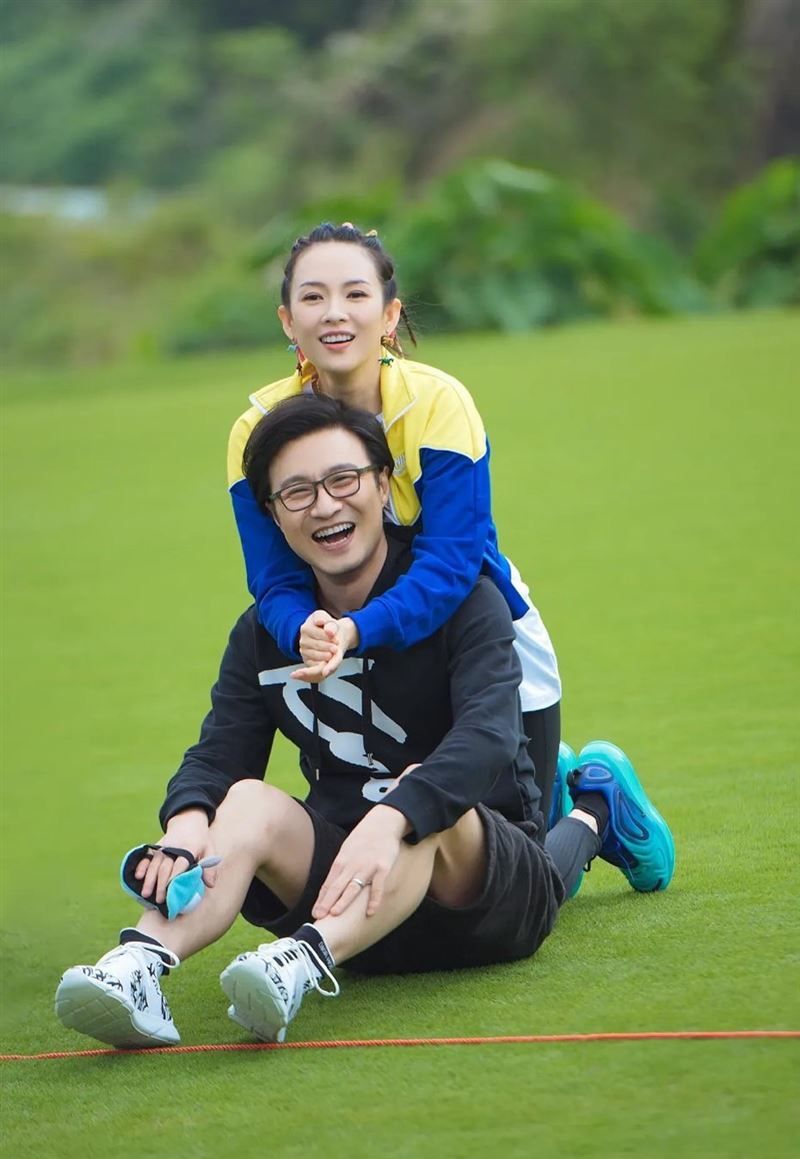 章子怡是汪峰的第三任妻子。