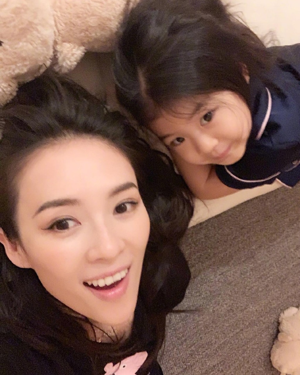 章子怡於2015年為汪峰誕下女兒。
