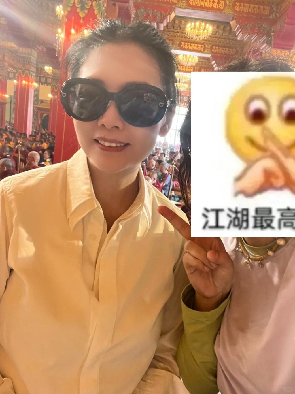 曾有網民在尼泊爾千佛寺遇到邱淑貞。