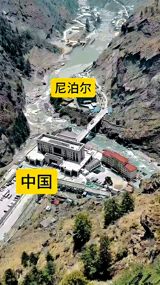 ■吉隆口岸對接尼泊爾熱索瓦口岸,是西藏面向南亞開放的核心門戶。網上圖片