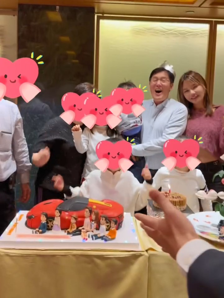 五索曝光為馬清鏗慶祝生日的照片。