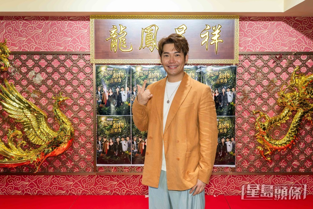 黃建東希望透過彈琴唱歌，展現不一樣的自己。