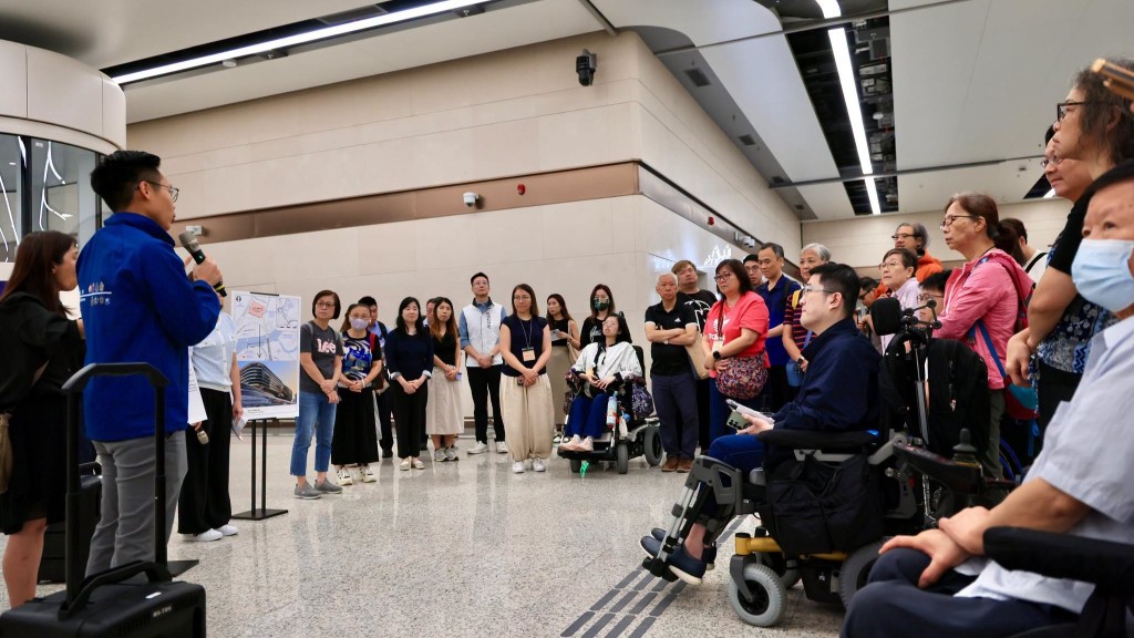 新皇崗口岸無障礙設施實地測試 保安局承諾跟進優化意見