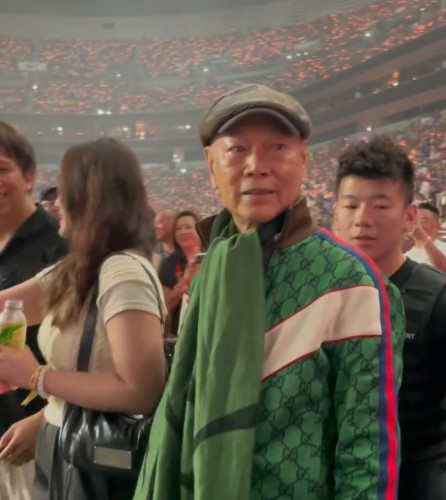 羅家英精神奕奕,笑容滿面。