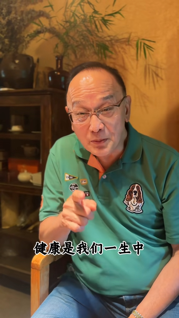 曹查理去年曾拍片透露自己險些踏入鬼門關。