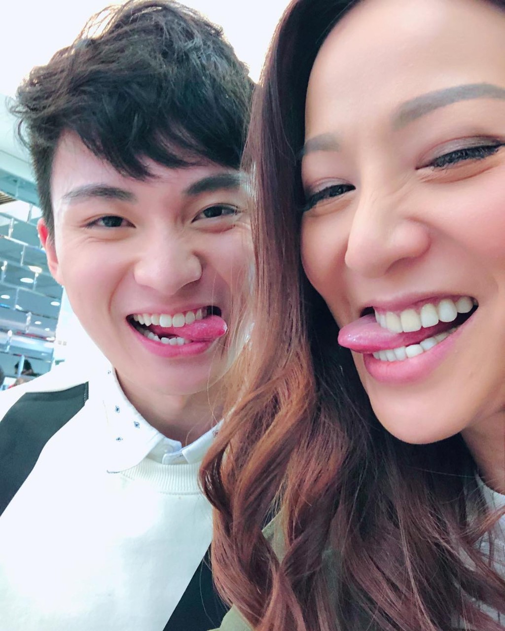 滕麗名與周嘉洛的「母子情」讓人羨慕。