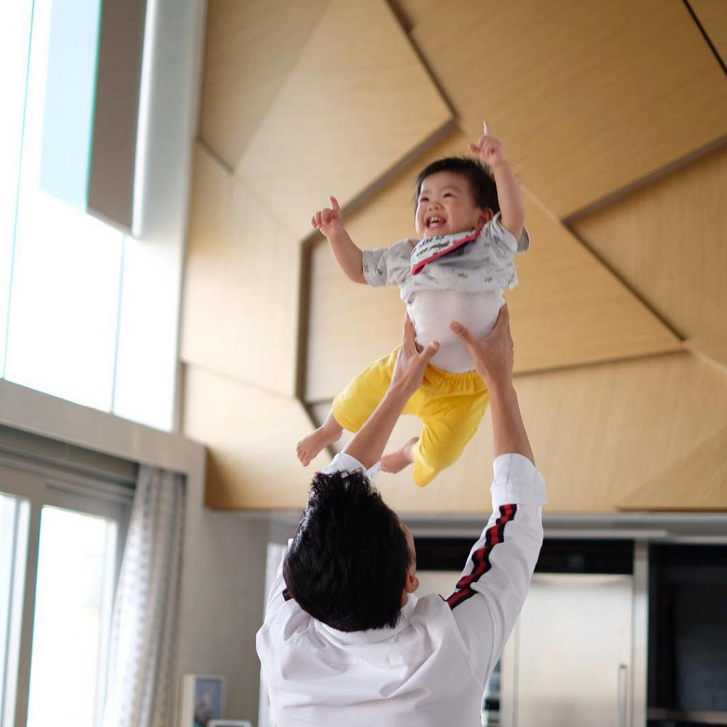 黎諾懿表示,年幼時花許多時間背誦乘數表、代數和公式,但踏入社會後大多用不上。