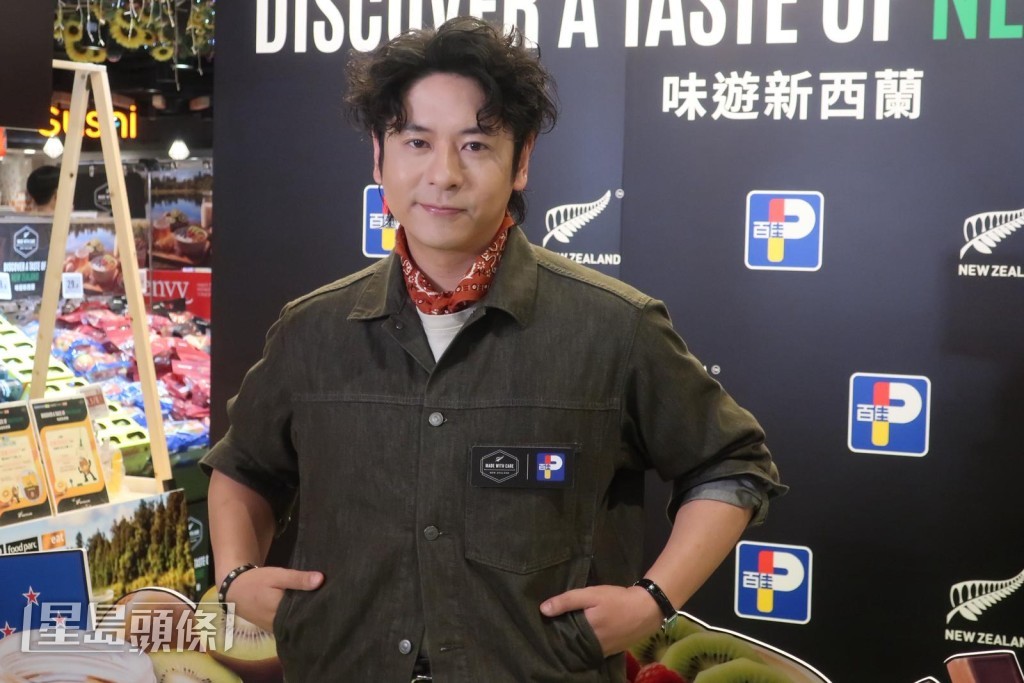 被問到是否很多歌迷去看牙，他坦言一直都不少。