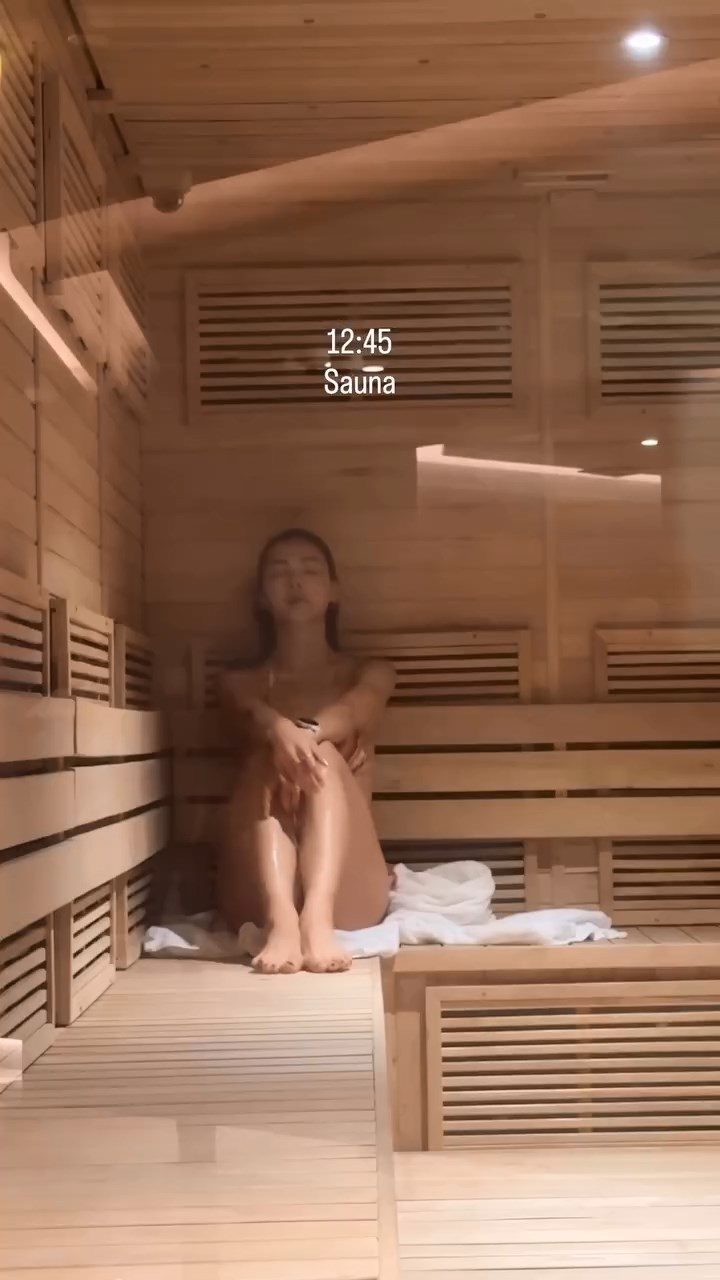 廖慧儀記錄焗桑拿的過程。