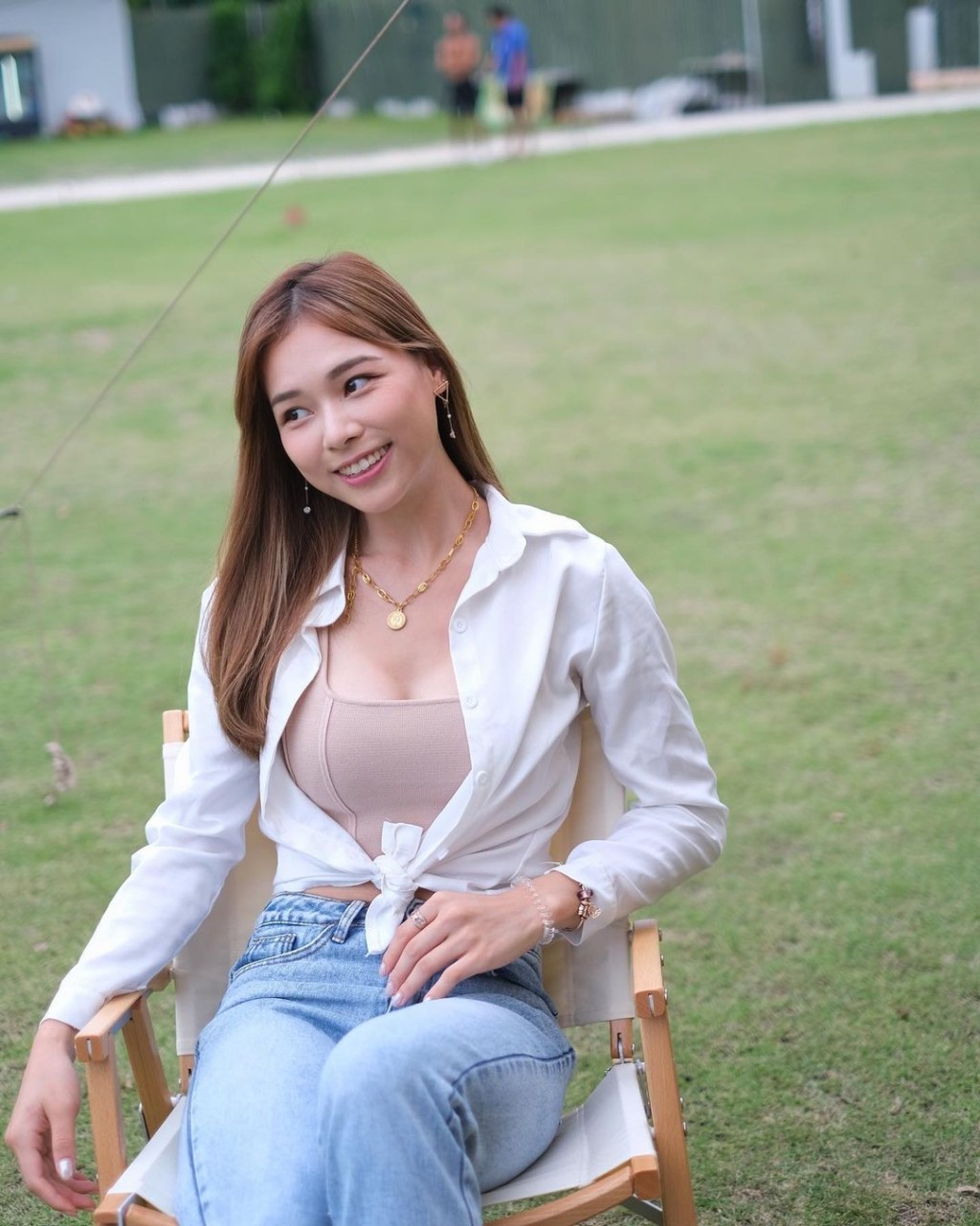 廖慧儀成為J2er,參與節目《港女野人》。