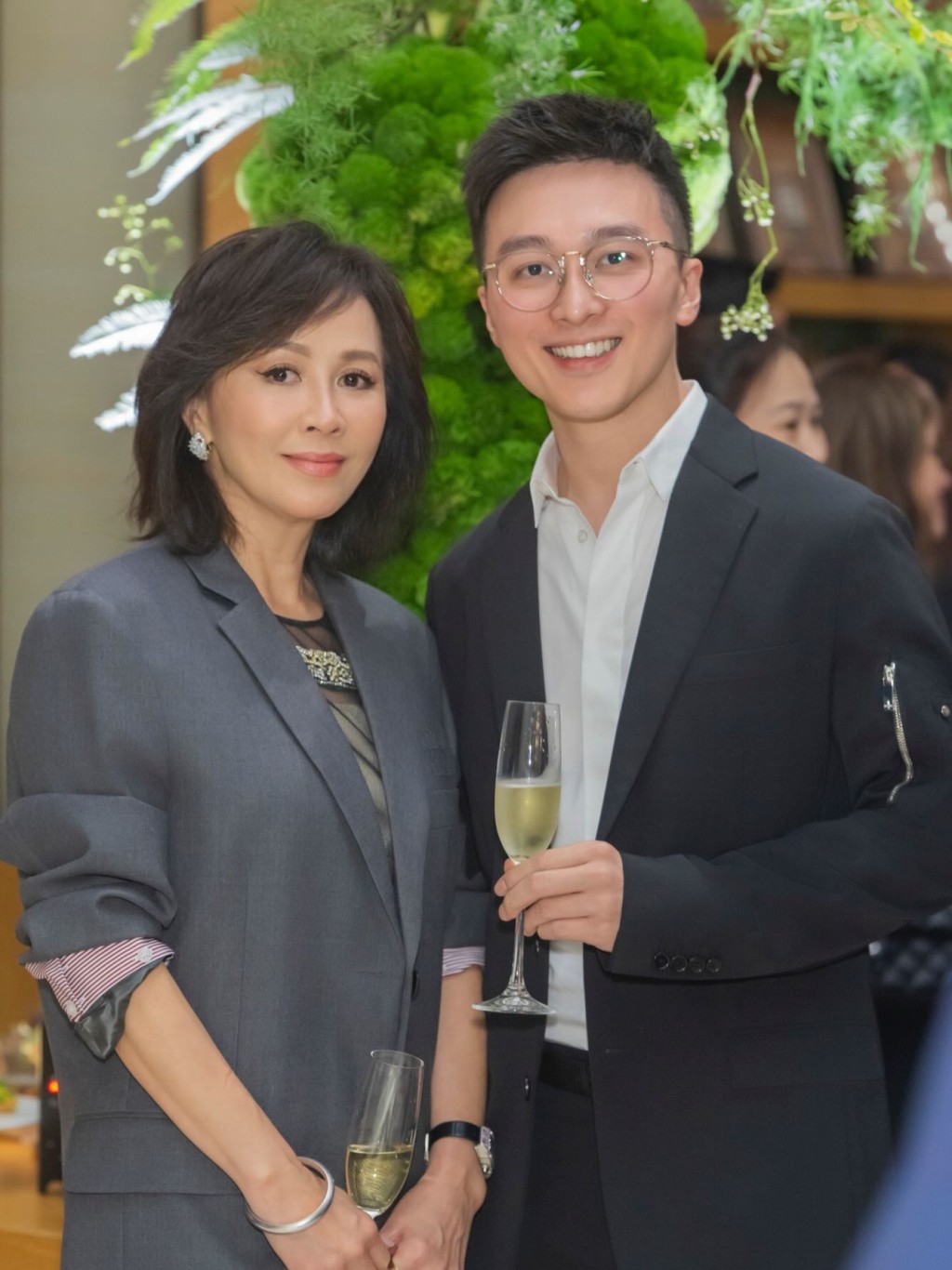 劉嘉玲姪仔劉兆恩已正式成為香港註冊建築師。