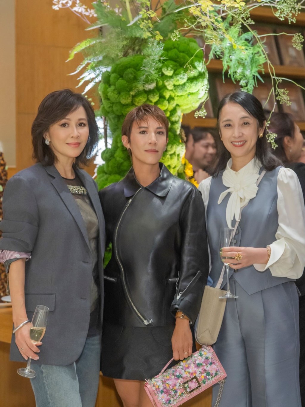 傅厚民的姐姐傅潔恩(Deirdre)亦有出席活動。