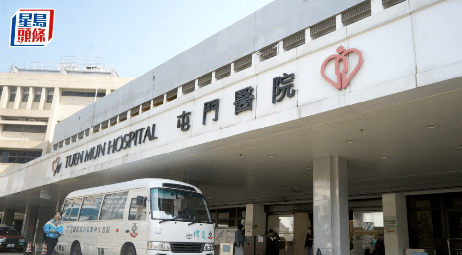 屯門康德花園一名七旬老翁墮樓 送院搶救後不治