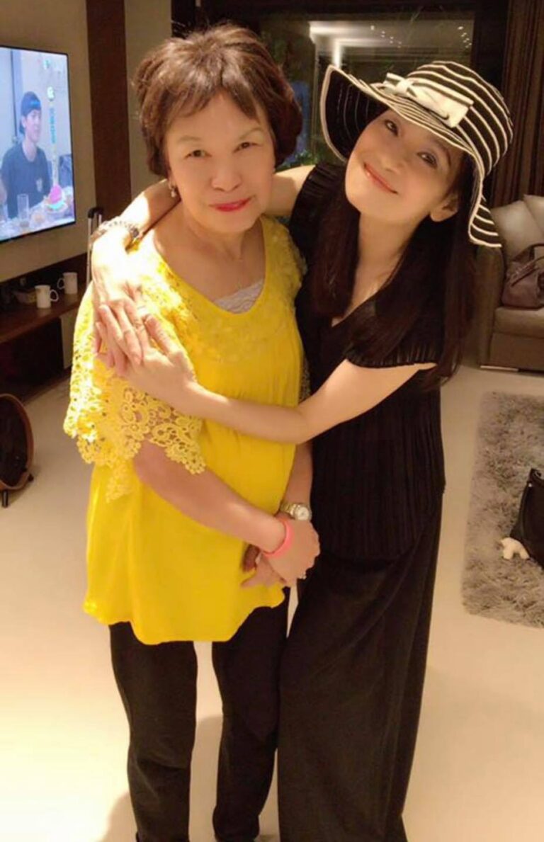 吳麗珠66歲生日宴星光熠熠 盧海鵬余慕蓮精神爽利到賀