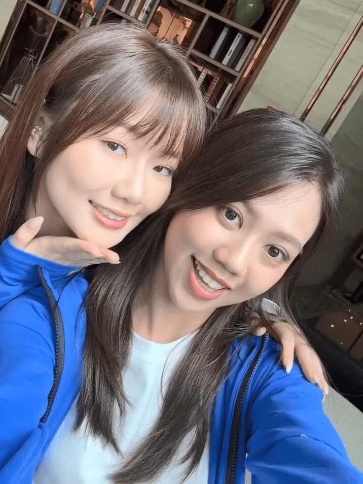 李澄晴與其他佳麗感情要好。