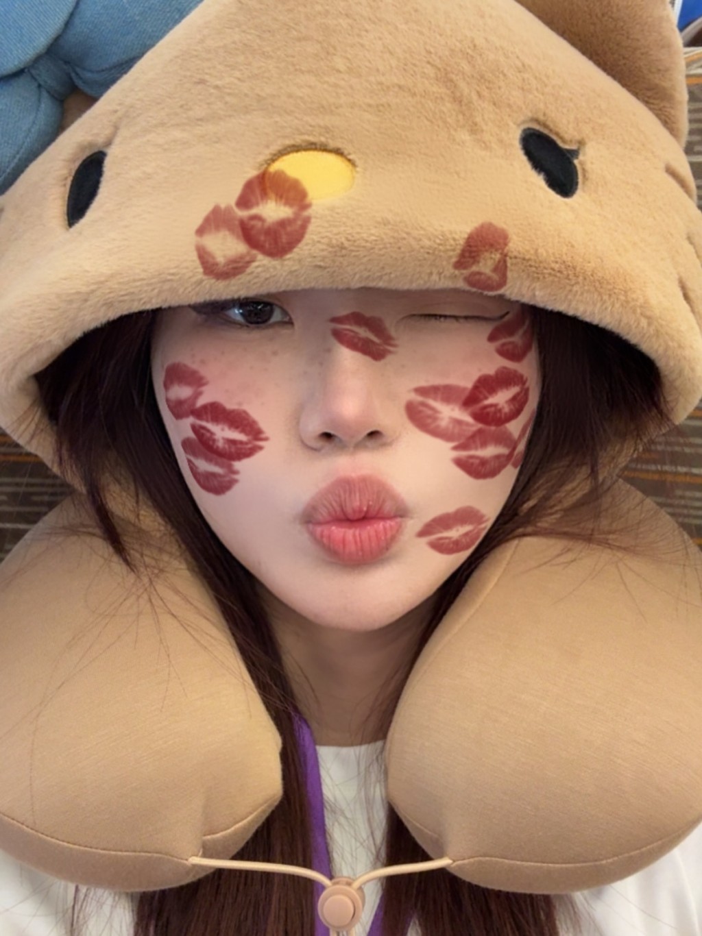 李澄晴盡顯可愛搞怪本色。